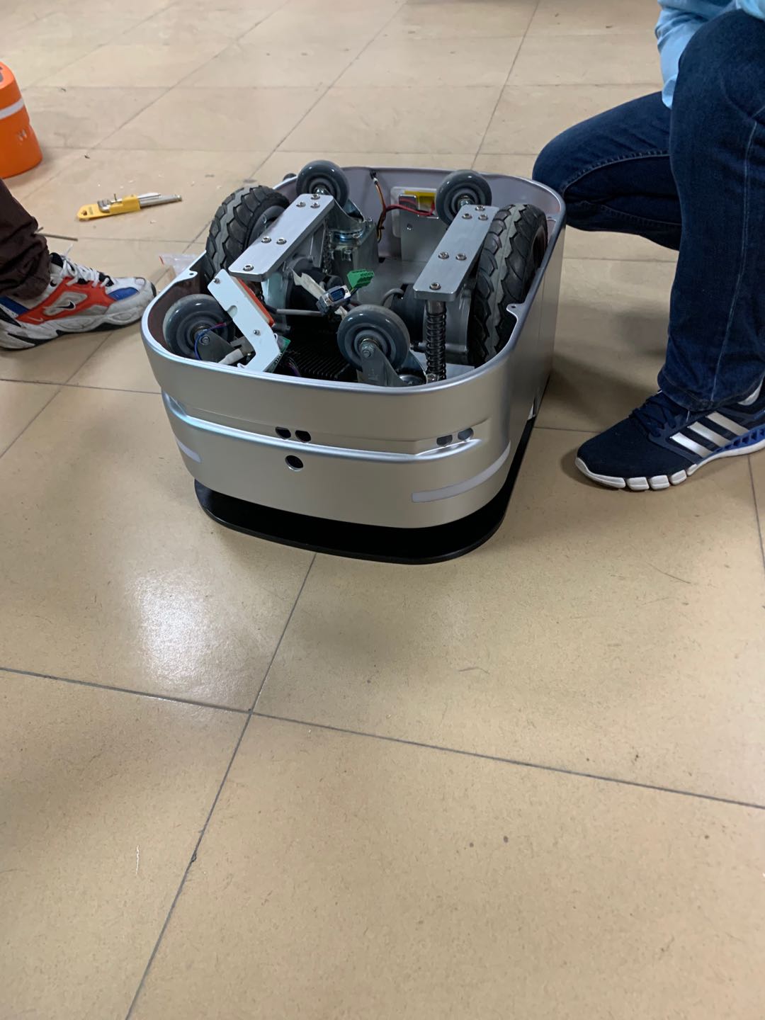 ABS機器人吸塑殼